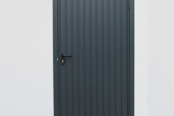 Garagen-Tür